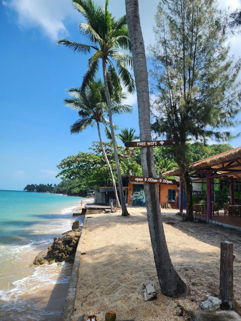 A Little Bungalows By Beach Amphoe Koksamui Exterior photo